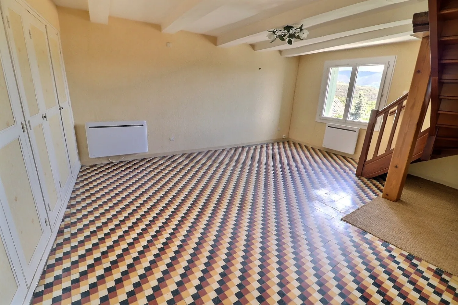 Maison de village 4 pièces à USCLAS DU BOSC avec terrasse et parking 