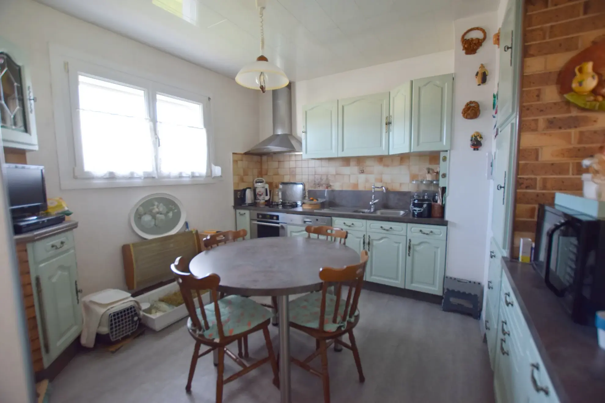 Maison de plain-pied lumineuse avec jardin et garage à Mathay (25700) 