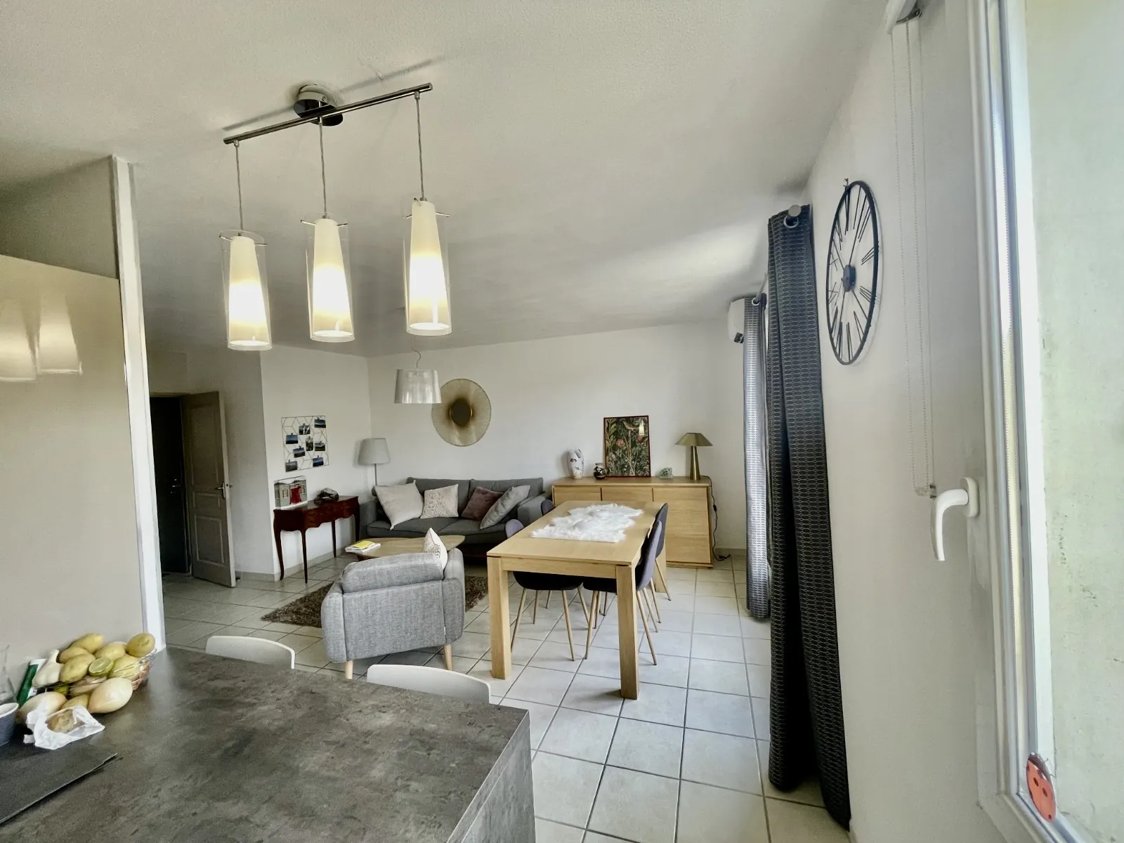 Appartement de 63 m² avec terrasse, jardin et parking à Malaucène 