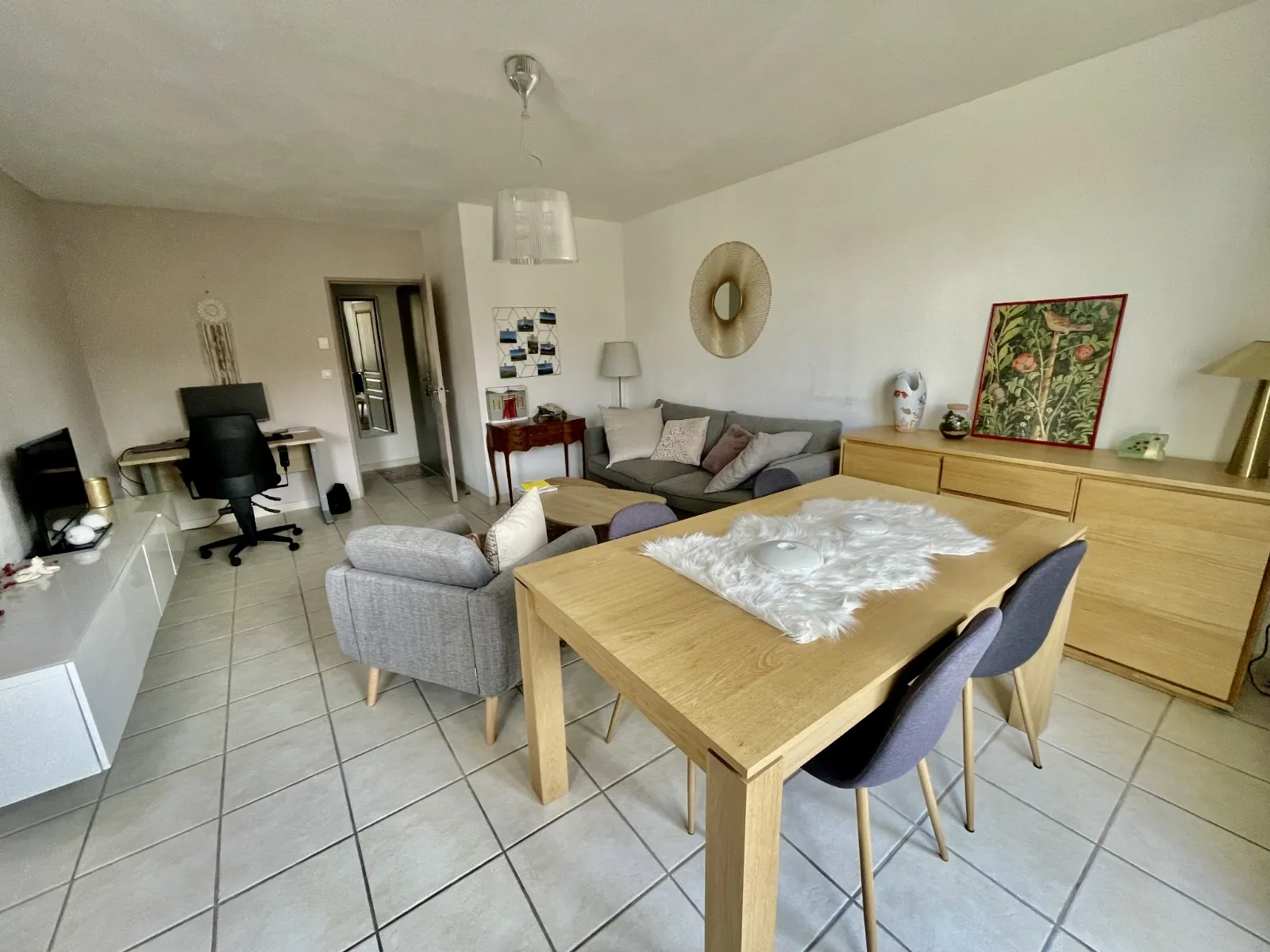 Appartement de 63 m² avec terrasse, jardin et parking à Malaucène 
