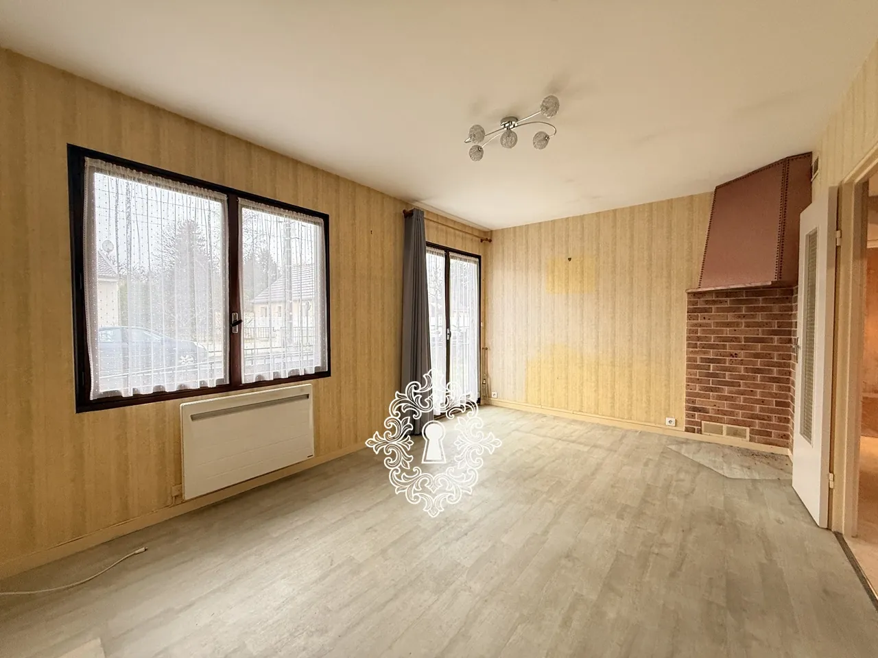 Maison à vendre à Bray-sur-Seine avec jardin, garage et grand potentiel 