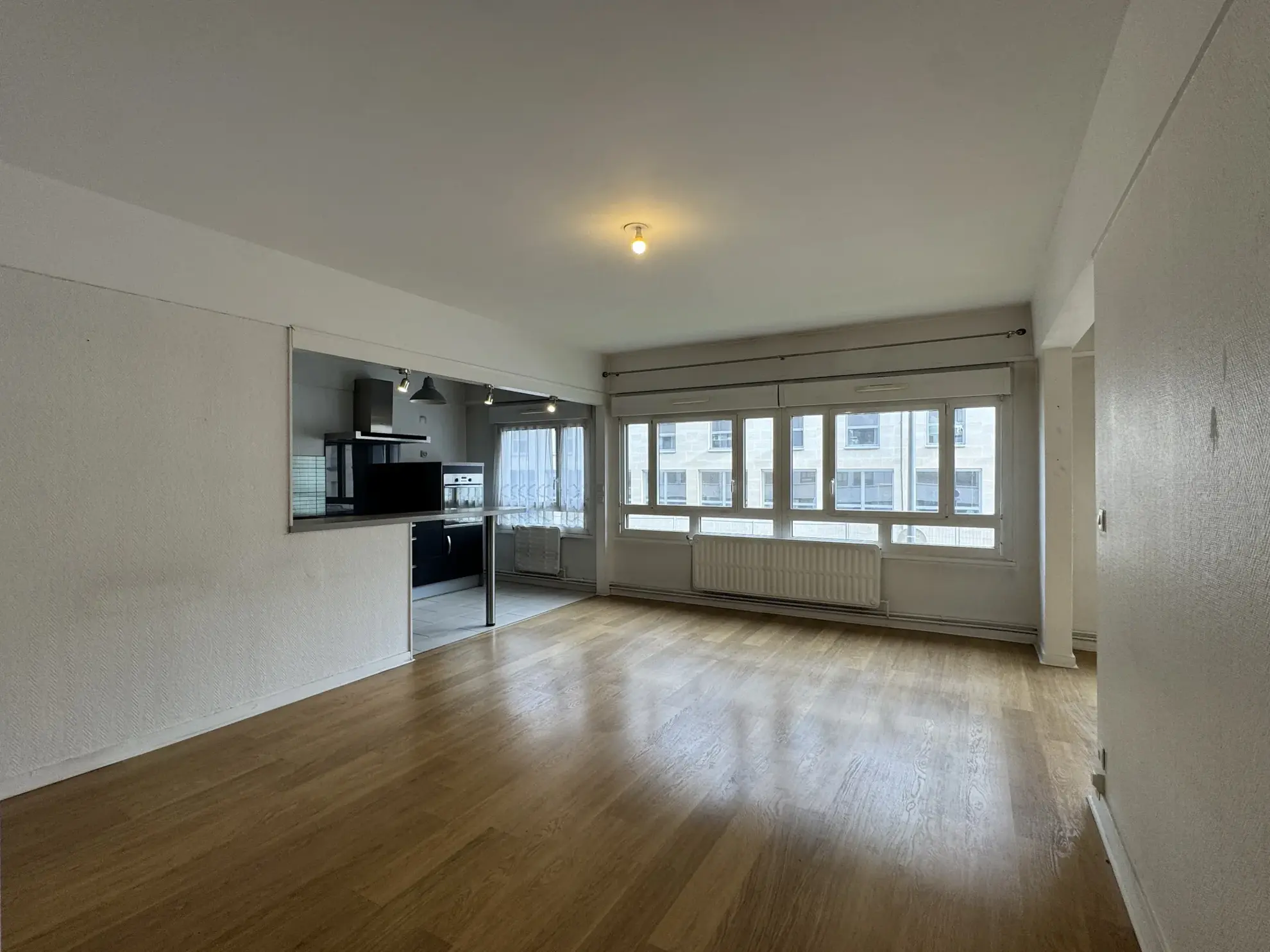 Appartement lumineux 4 pièces à Reims de 86,66 m² avec cave et sécurité 