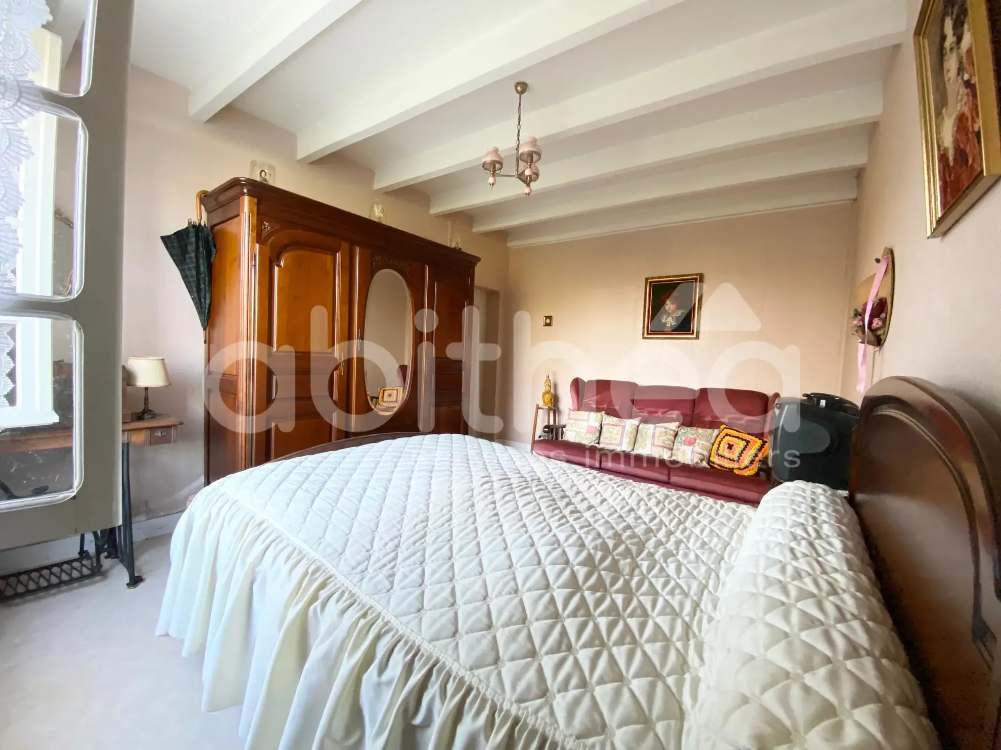 Maison à rénover avec grange aménageable et grand terrain à Chirac (16150) 