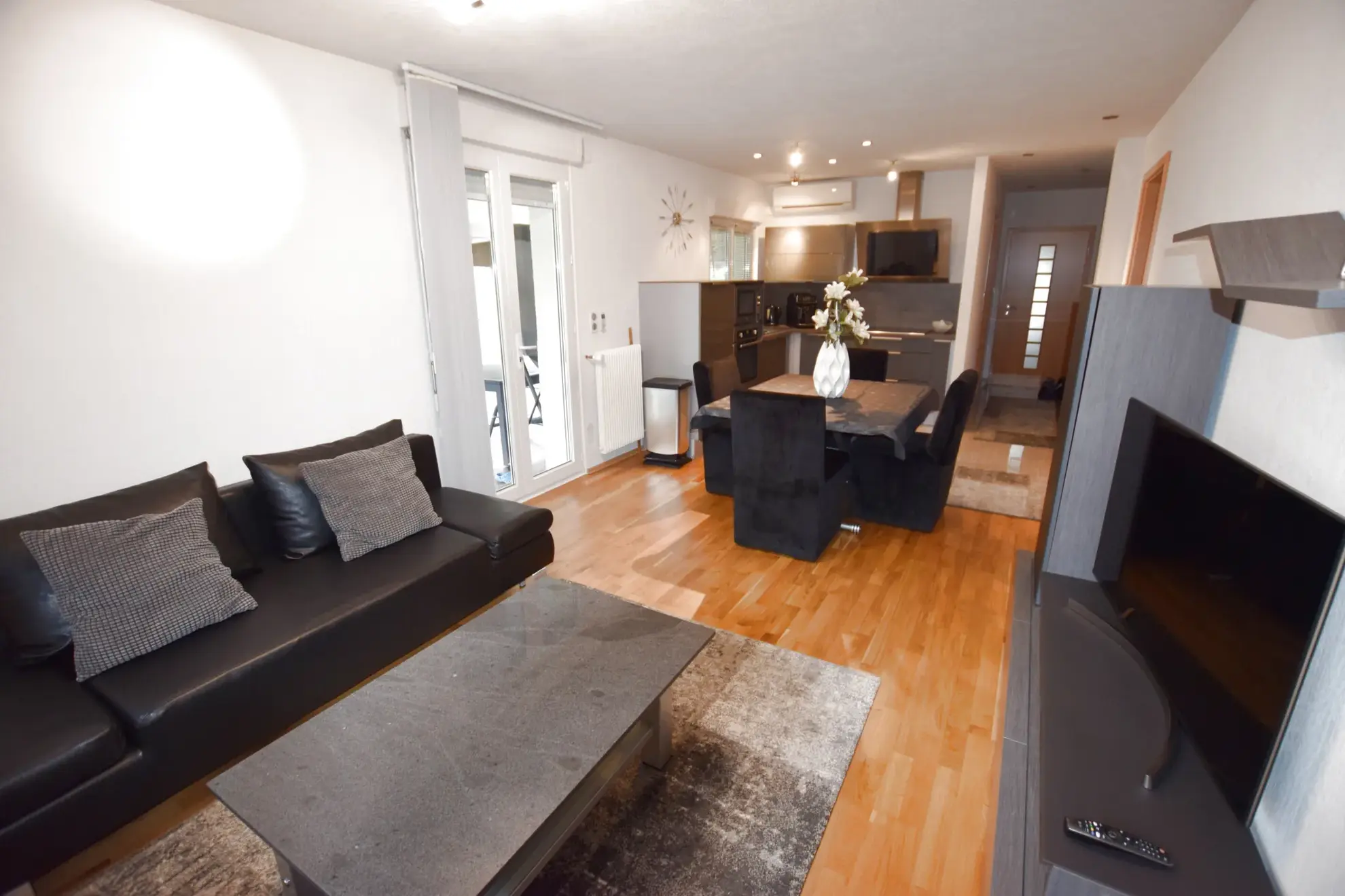 Magnifique maison rénovée de plain-pied avec jardin et terrasse à Sochaux 