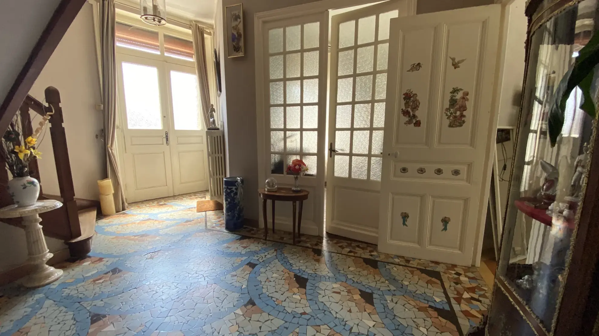 Charmante maison avec 6 chambres, grand terrain à Matigny 