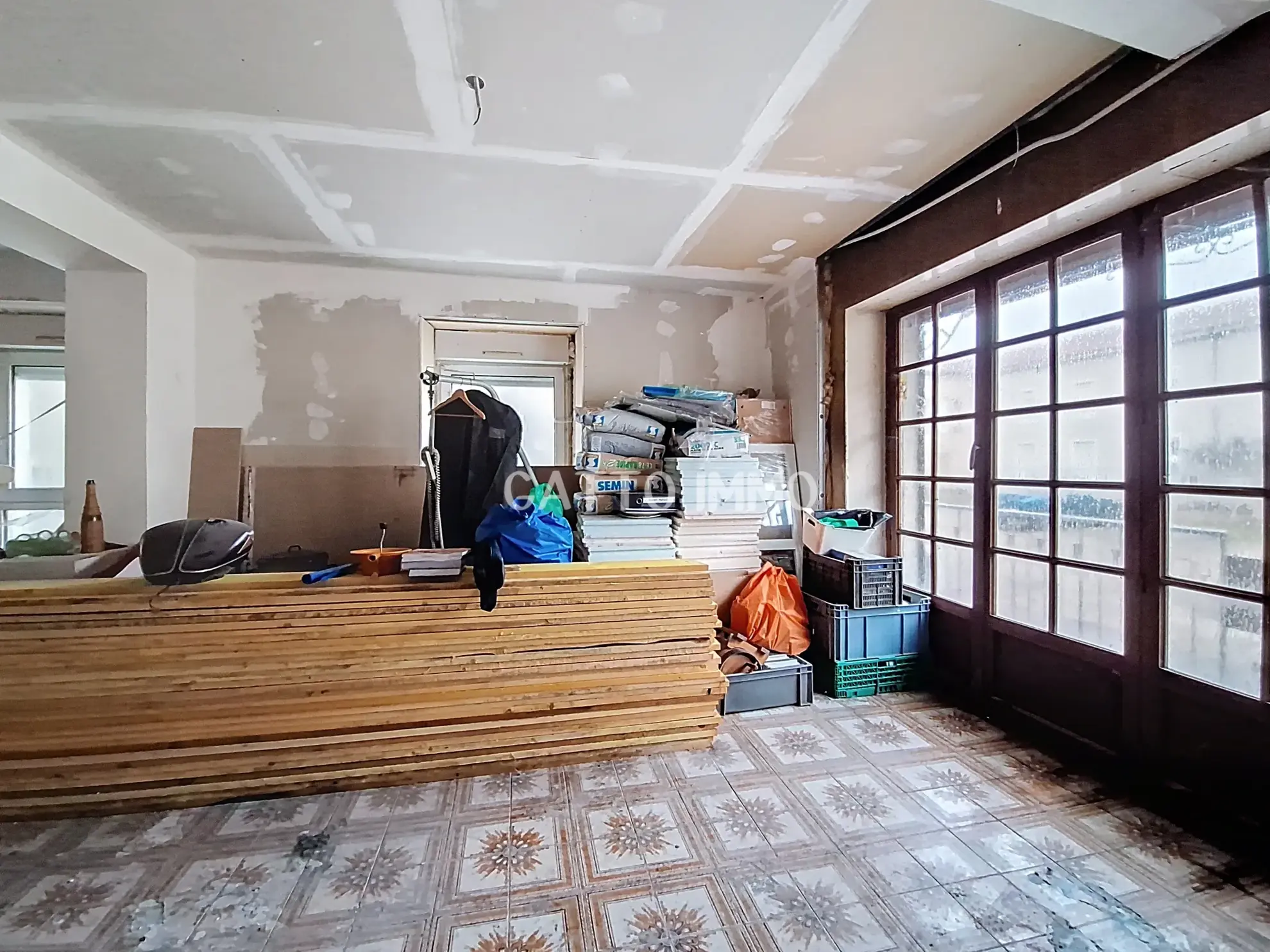 Maison à rénover de 136 m² au centre de Boulay, potentiel d'investissement 