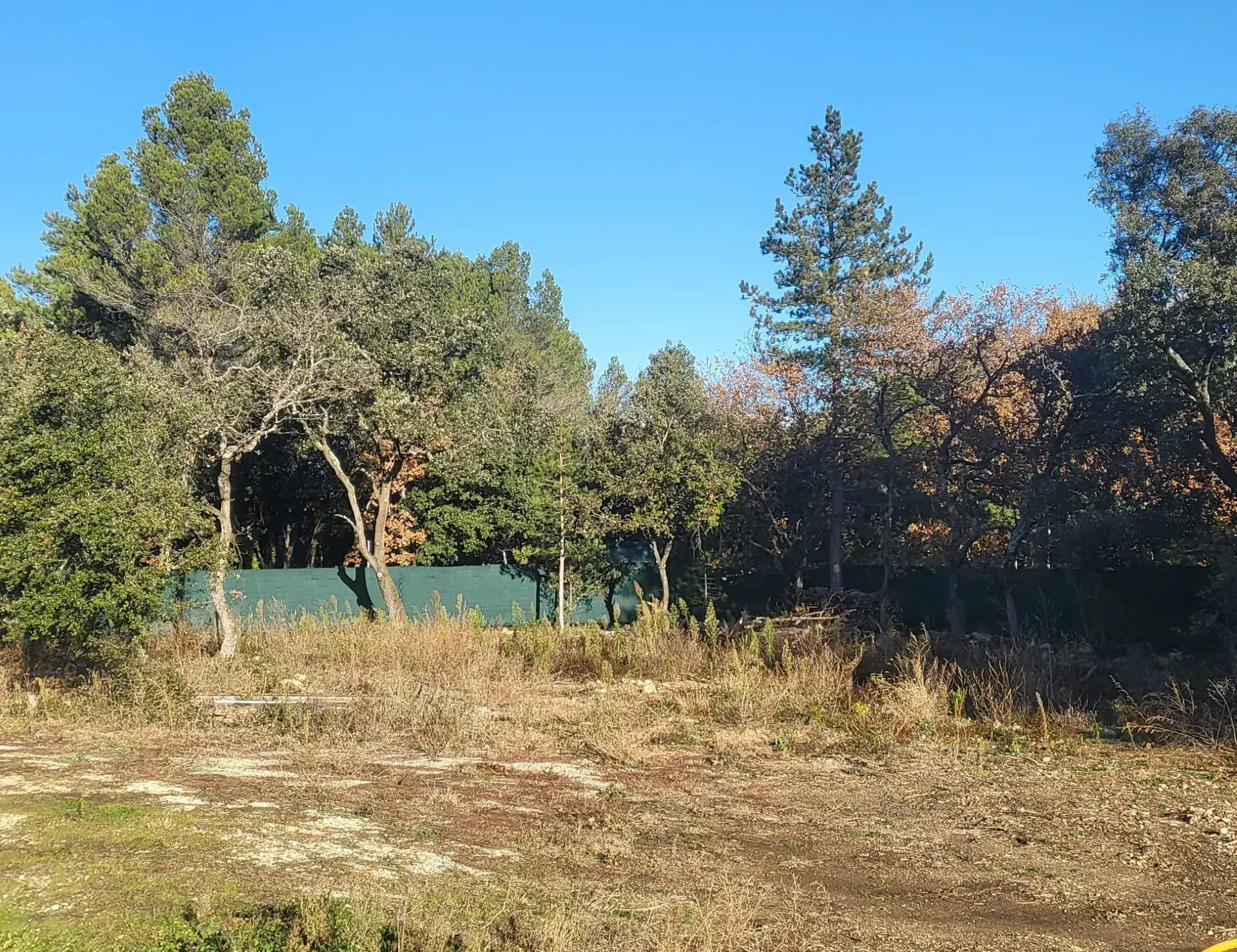 Terrains à bâtir de 943 m² à Grignan, environnement calme et proche des commodités