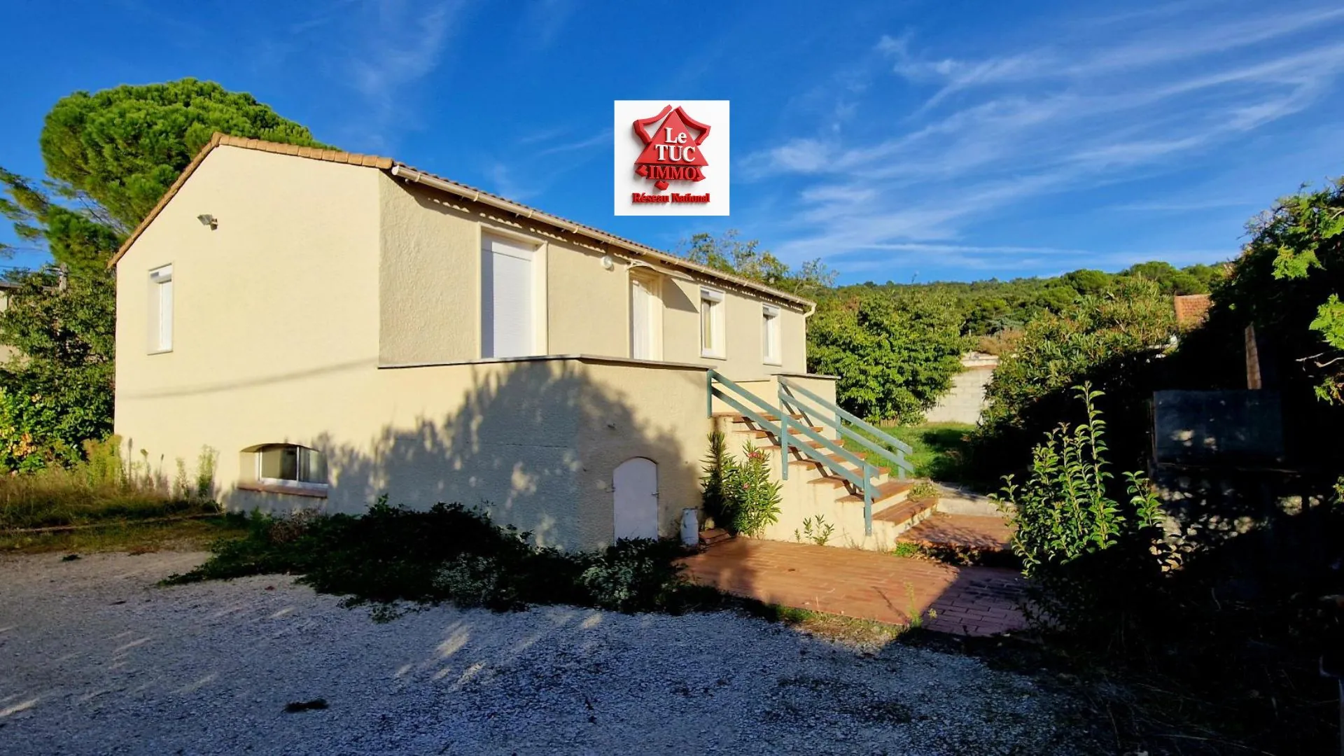 Maison à vendre à Bollène avec grand sous-sol et terrain clos 