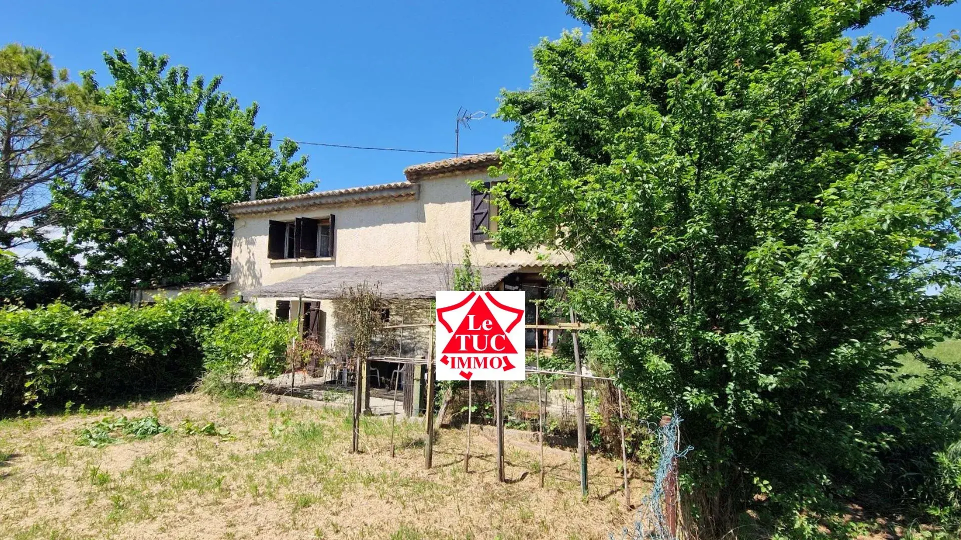 Maison à rénover de 3 chambres et 103,76 m² à Lamotte du Rhône 