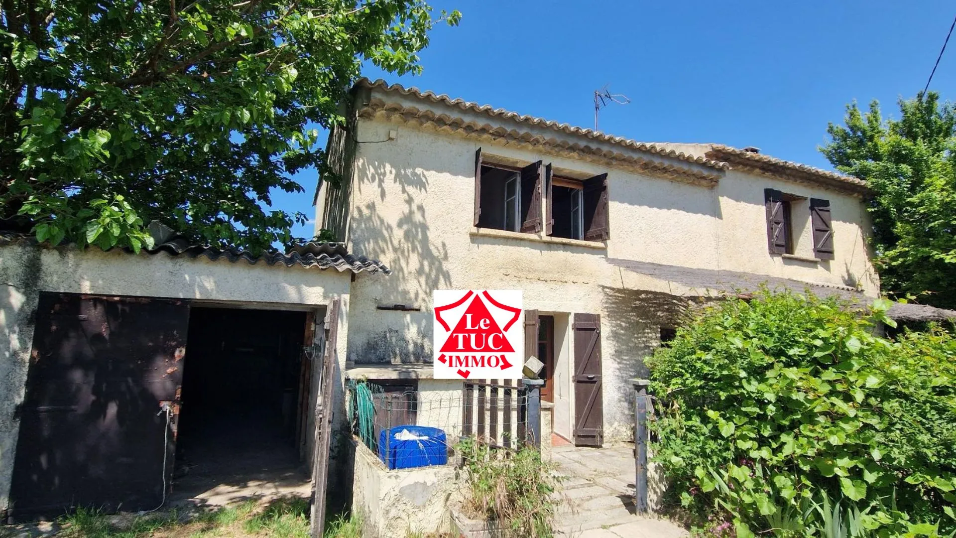 Maison à rénover de 3 chambres et 103,76 m² à Lamotte du Rhône 