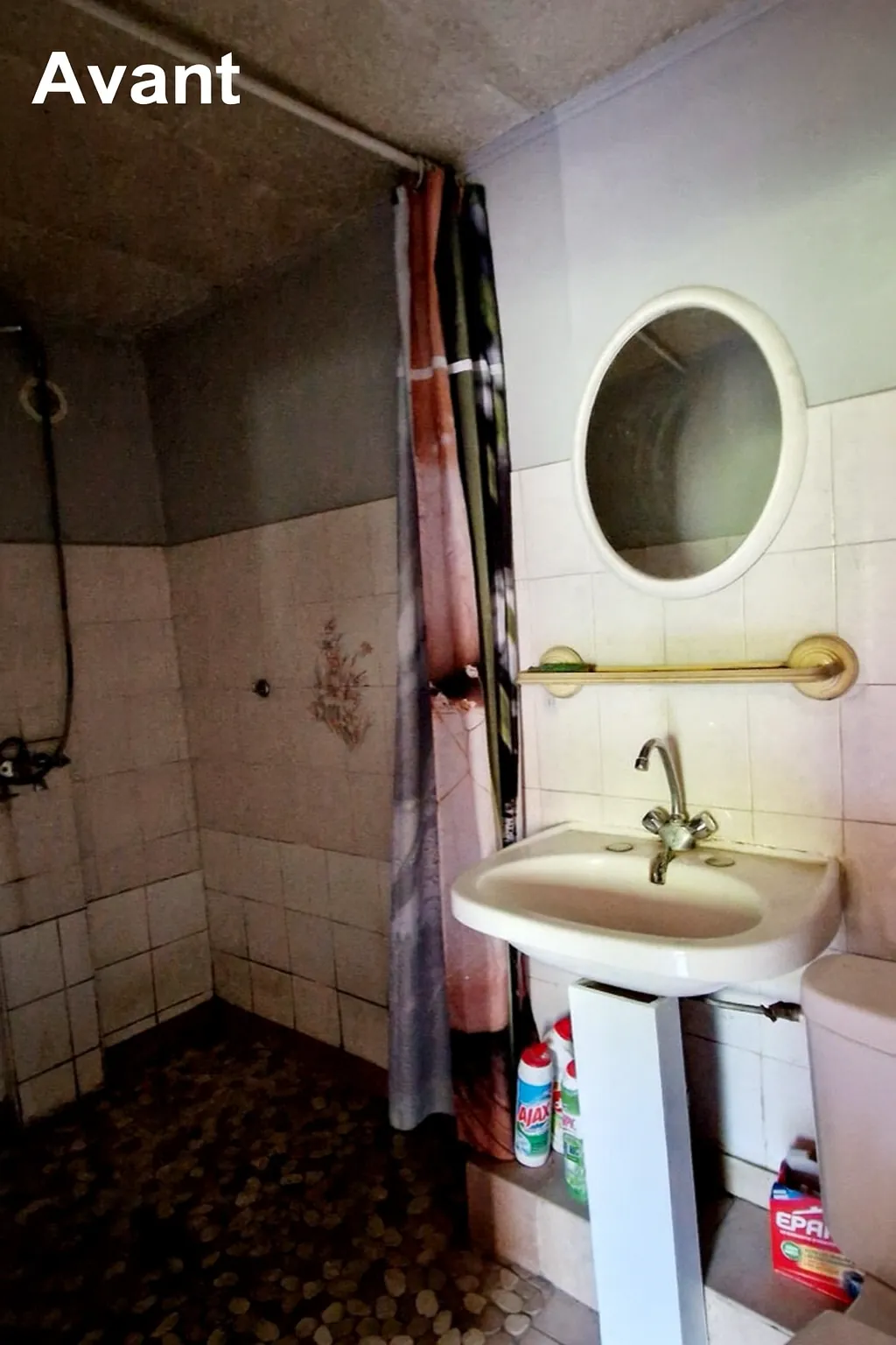 Maison à rénover de 3 chambres et 103,76 m² à Lamotte du Rhône 