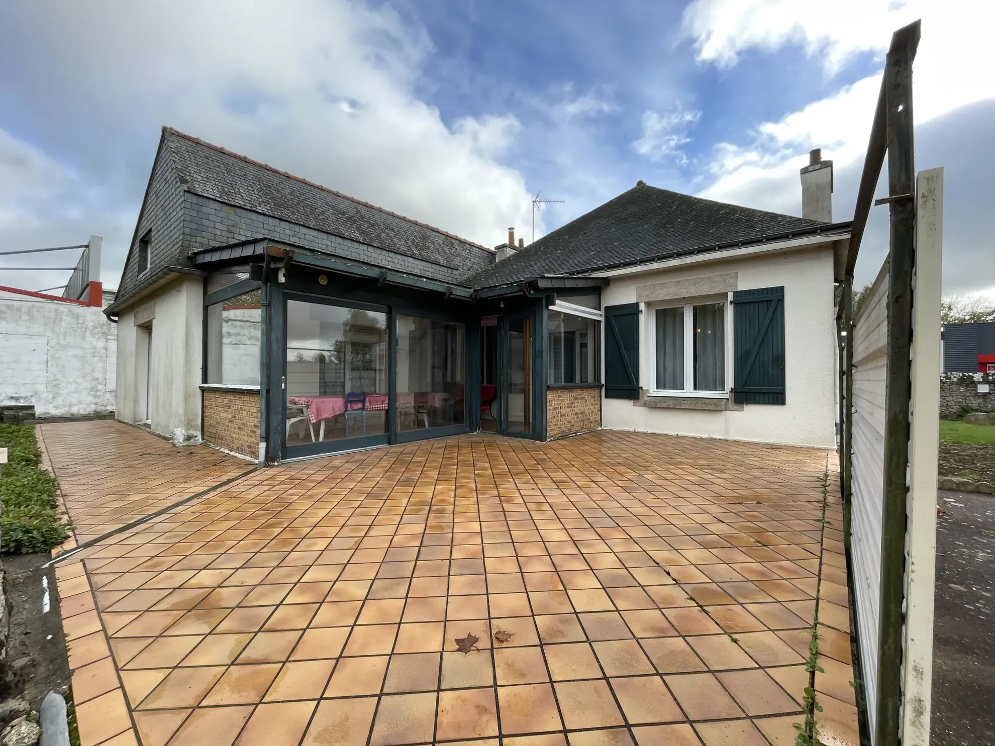 Maison de plain-pied à Pontivy – Terrain spacieux et proche commodités