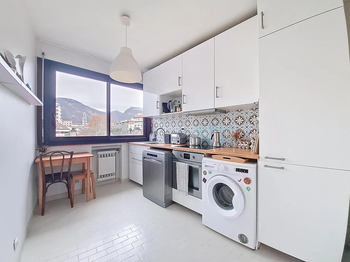 Appartement de 101 m² à Grenoble avec Balcon et Vue Sur La Bastille 