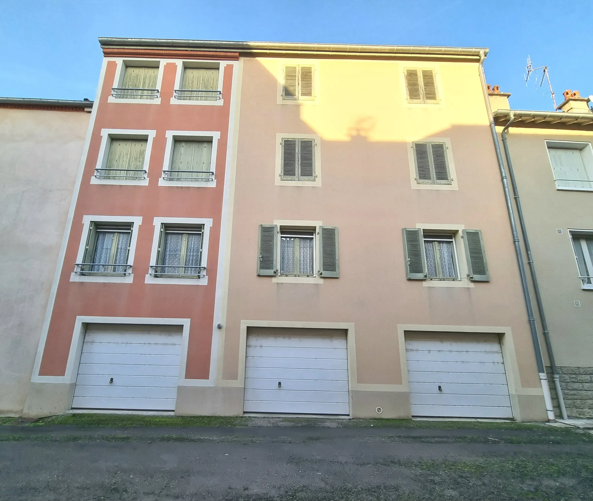 A vendre appartement de 74 m² avec garage et cave à Ambert, centre-ville