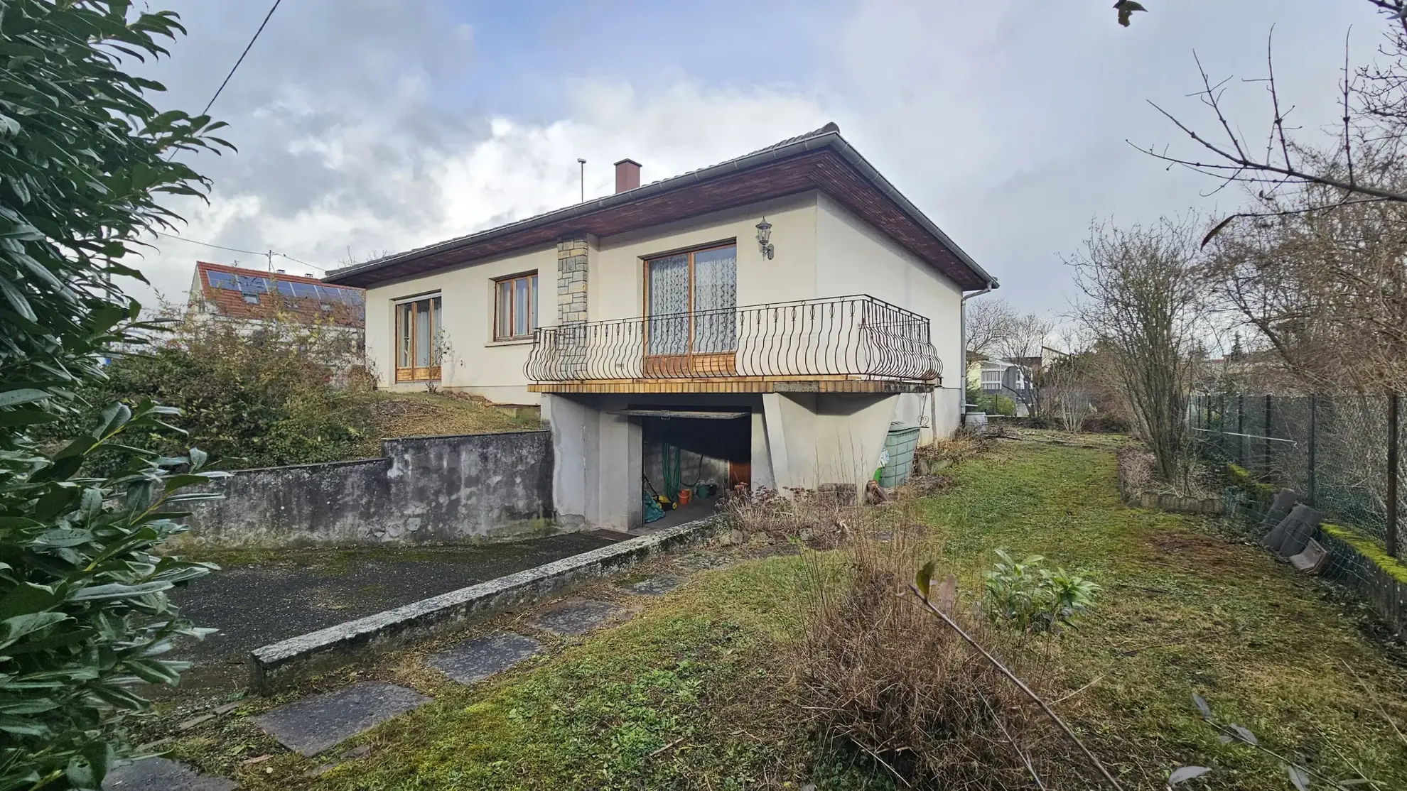 Maison de plain-pied à Rixheim avec jardin et garage - À rénover 