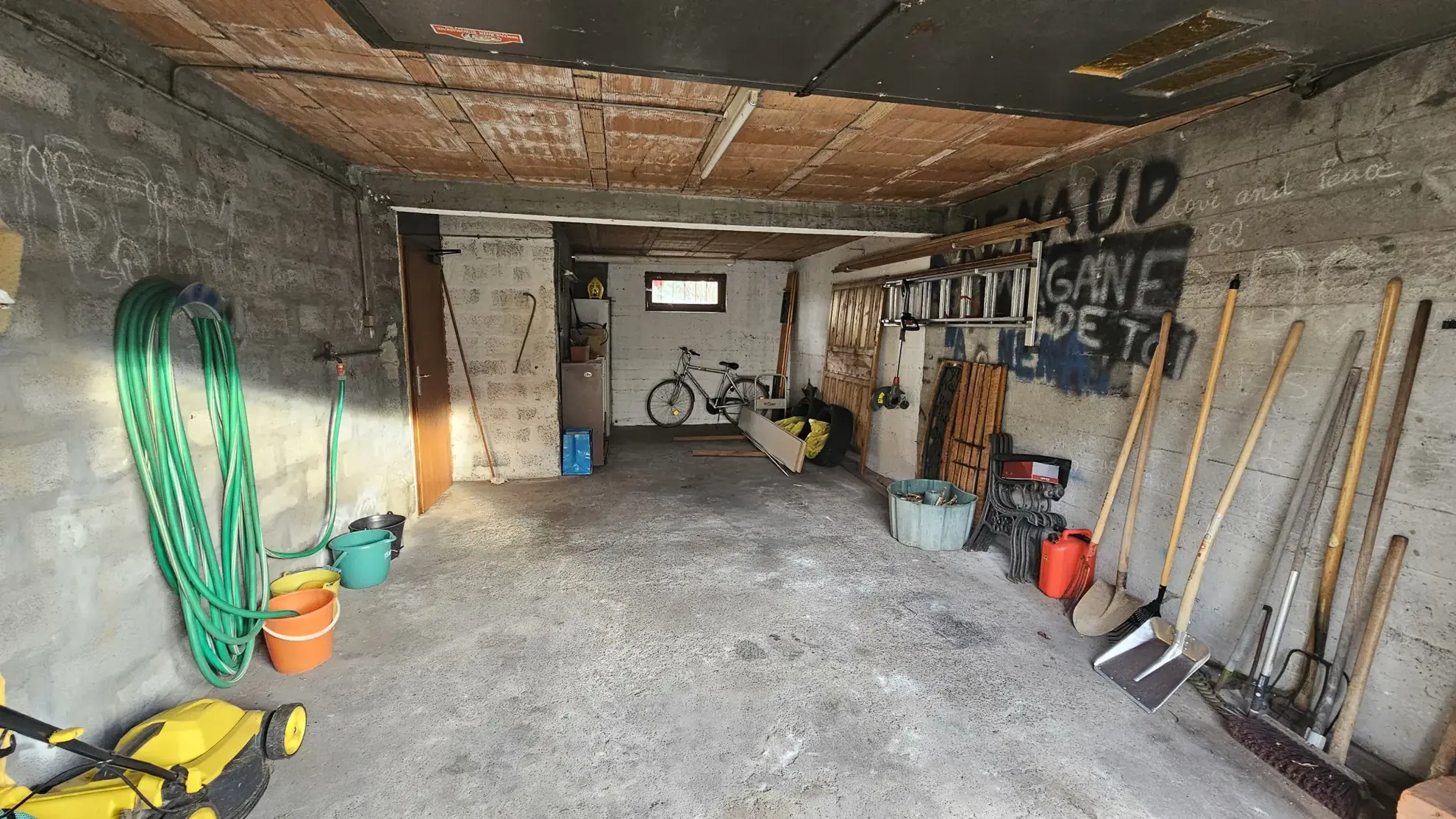 Maison de plain-pied à Rixheim avec jardin et garage - À rénover 