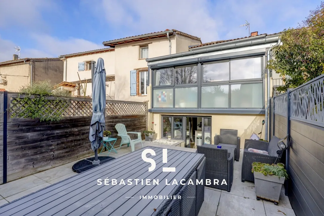 Maison de ville rénovée de 109 m² avec terrasse à Gaillac