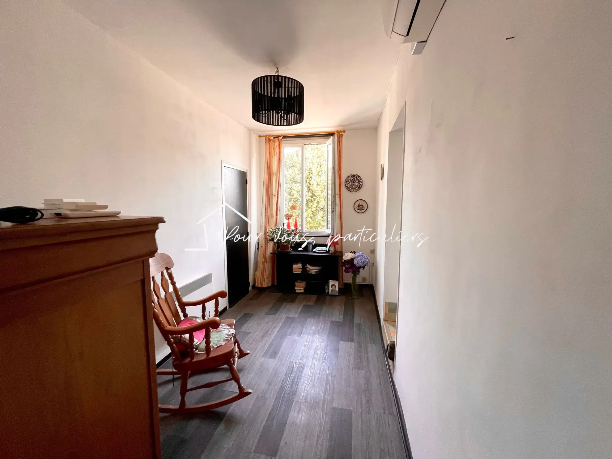 Immeuble de rapport à Raismes avec appartements et local commercial loués 