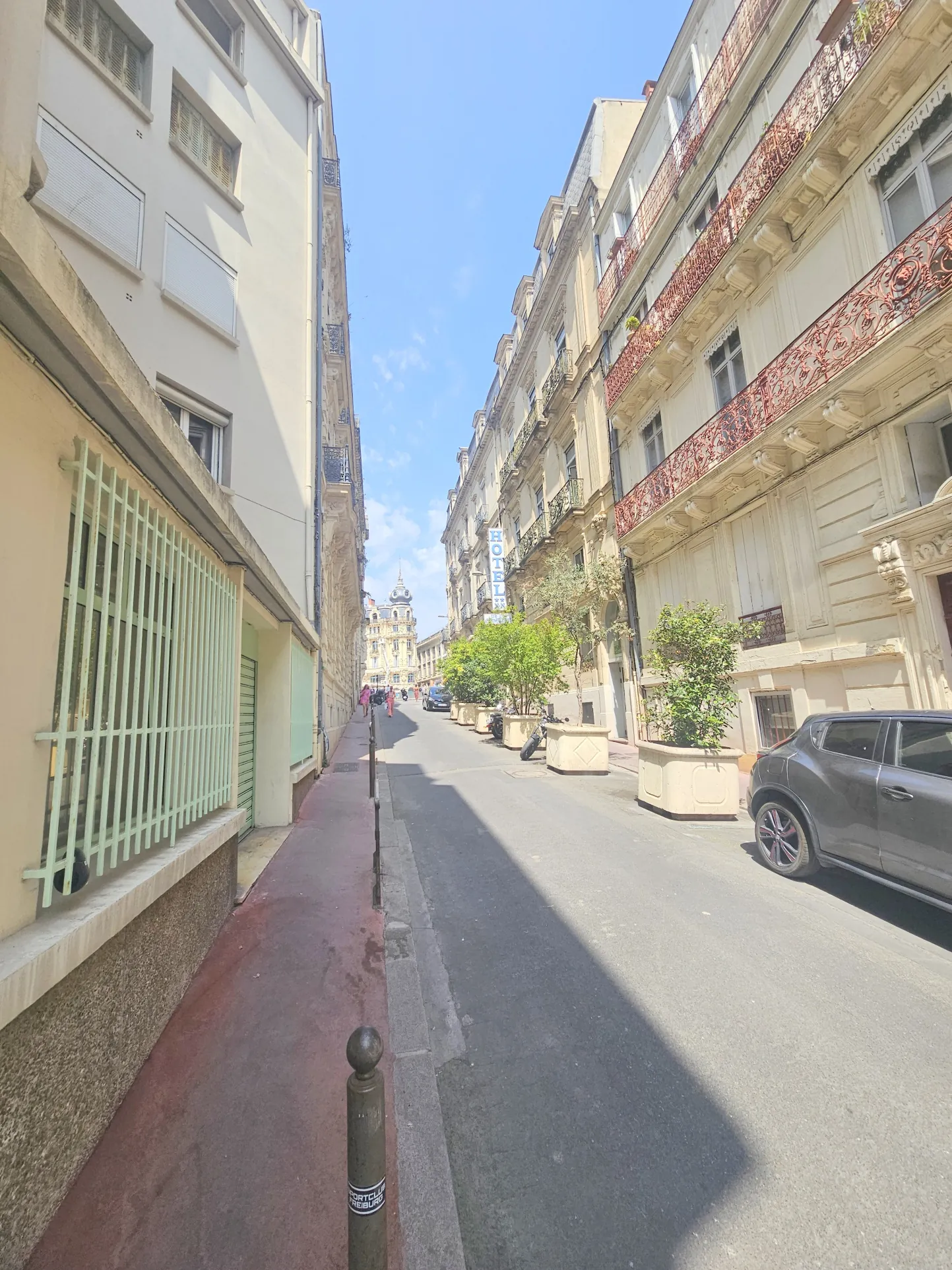 Bel appartement T3 à Montpellier, 50m² avec cave, proche de la Comédie et en étage élevé 