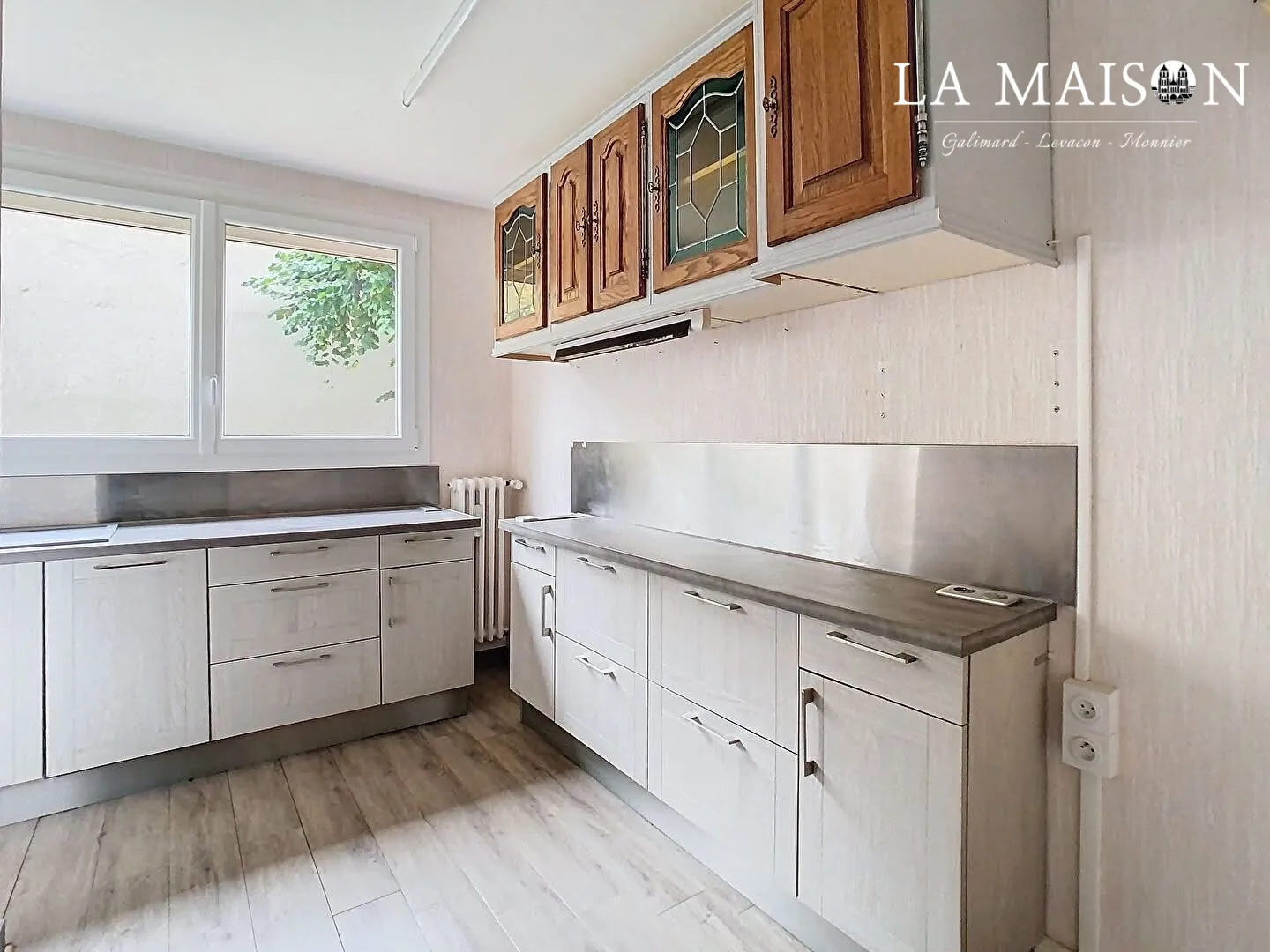 Appartement T3 à Dijon Drapeau avec garage et cave, idéal pour résidence ou investissement