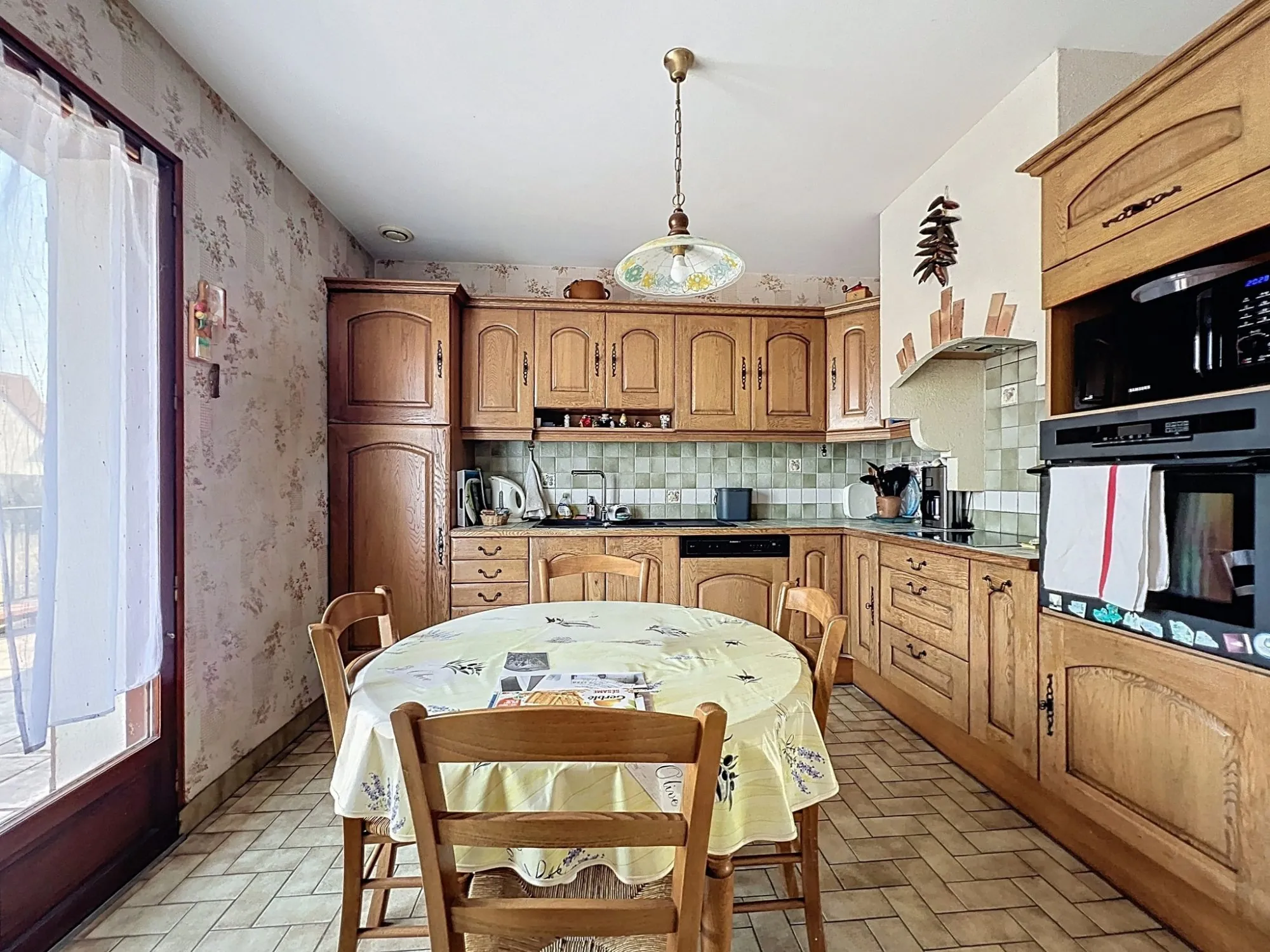 Maison 4 pièces de 87 m² à Saint Denis sur Loire, plain-pied, calme 
