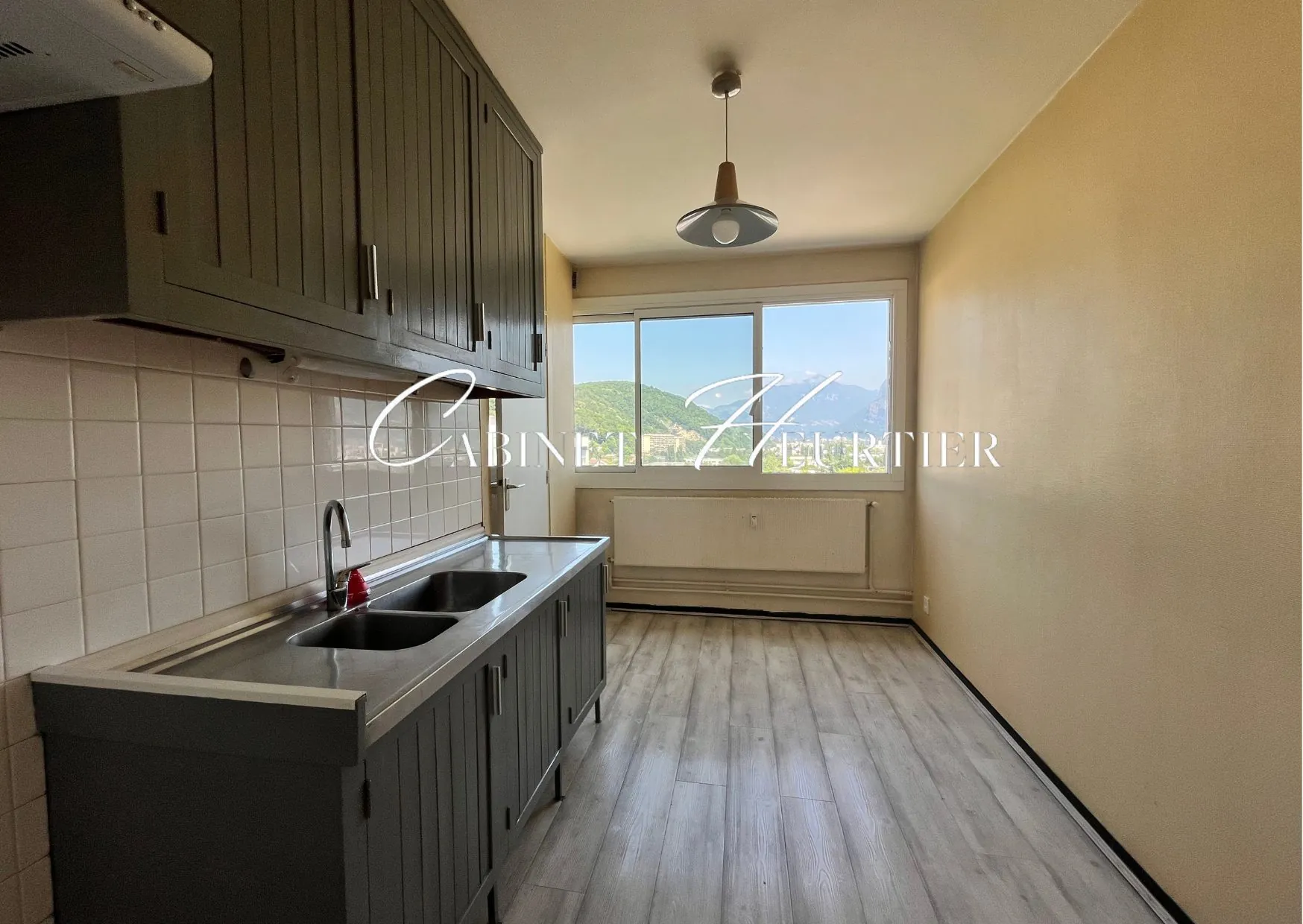 Appartement 3 pièces avec vue dégagée à Seyssinet-Pariset