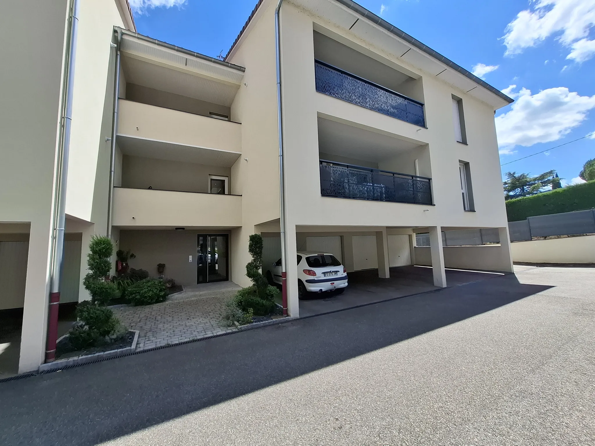 Appartement 3 pièces avec terrasse et garage double à Jardin (38200)