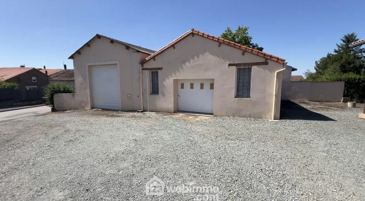 Maison 101 m² à Saint-Pardoux avec 3 chambres, garage et jardin 