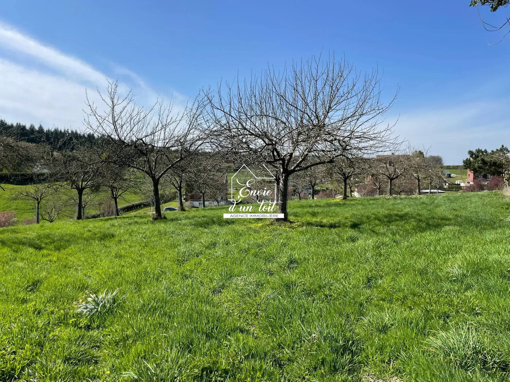 Terrain constructible de 696 m² à Grugny avec vue dégagée