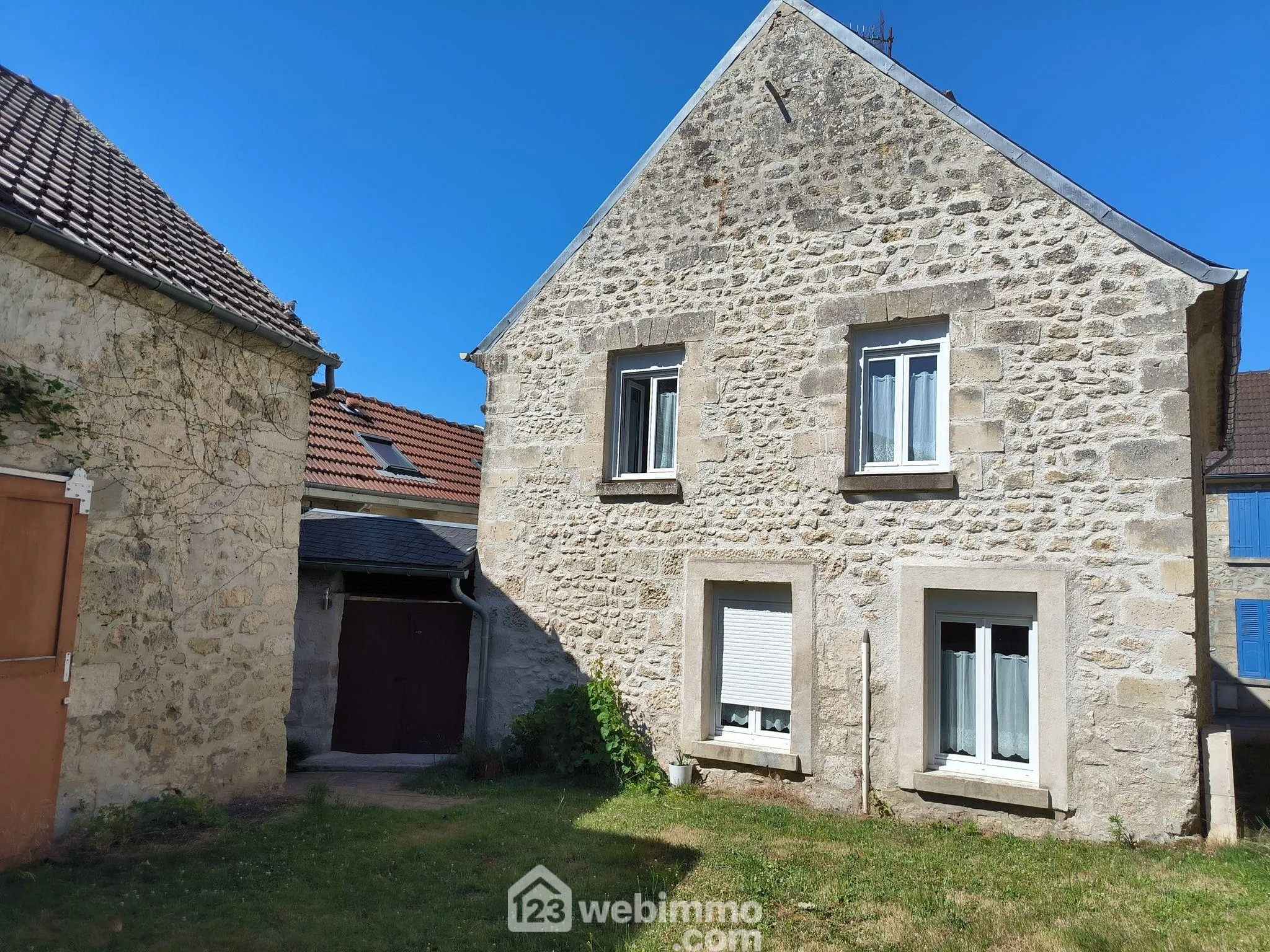 Maison en pierre rénovée de 115 m² avec appartement indépendant à Courcelles-sur-Vesle