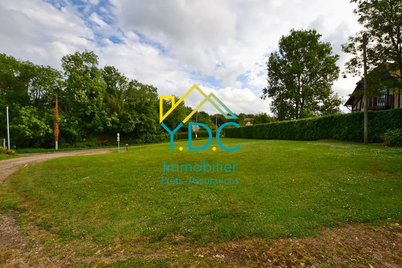 Terrain à bâtir à Héricourt-en-Caux – Secteur calme et viabilisé 