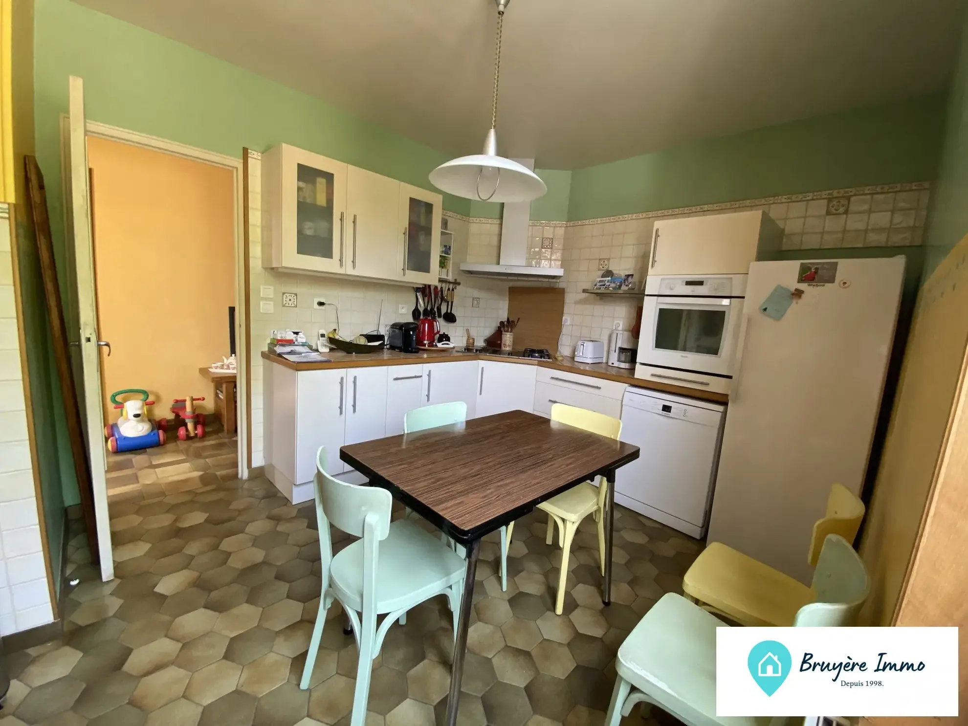 Belle maison individuelle de 280 m² avec grand potentiel à Bucilly 