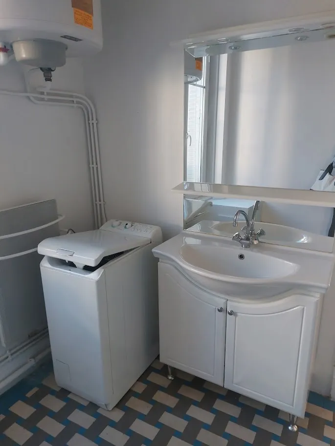 Bel appartement rénové de 44,18 m² à Vichy proche mairie pour vente 