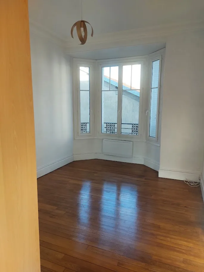 Bel appartement rénové de 44,18 m² à Vichy proche mairie pour vente 