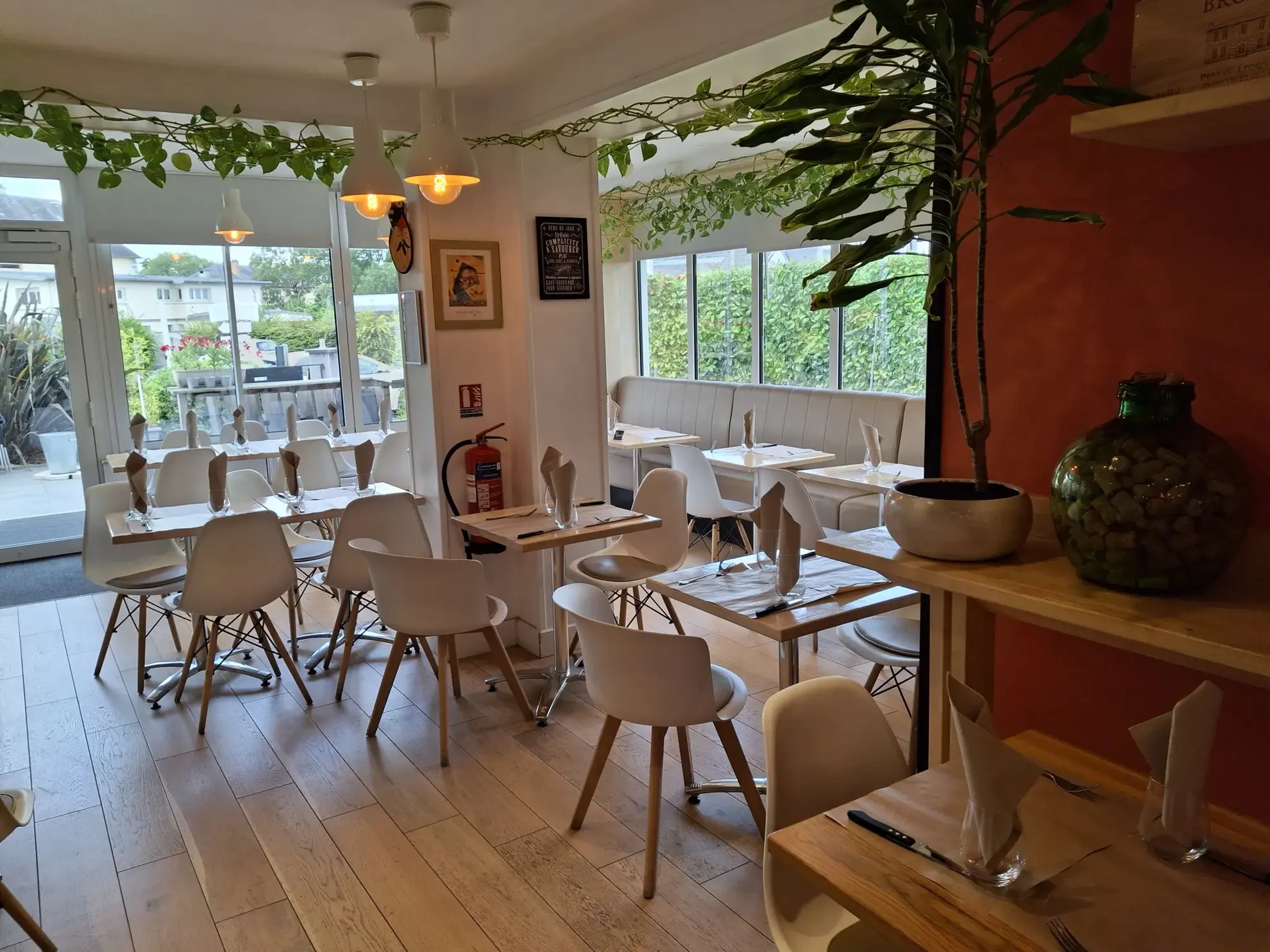 Fonds de commerce de restaurant traiteur à Caen, centre-ville