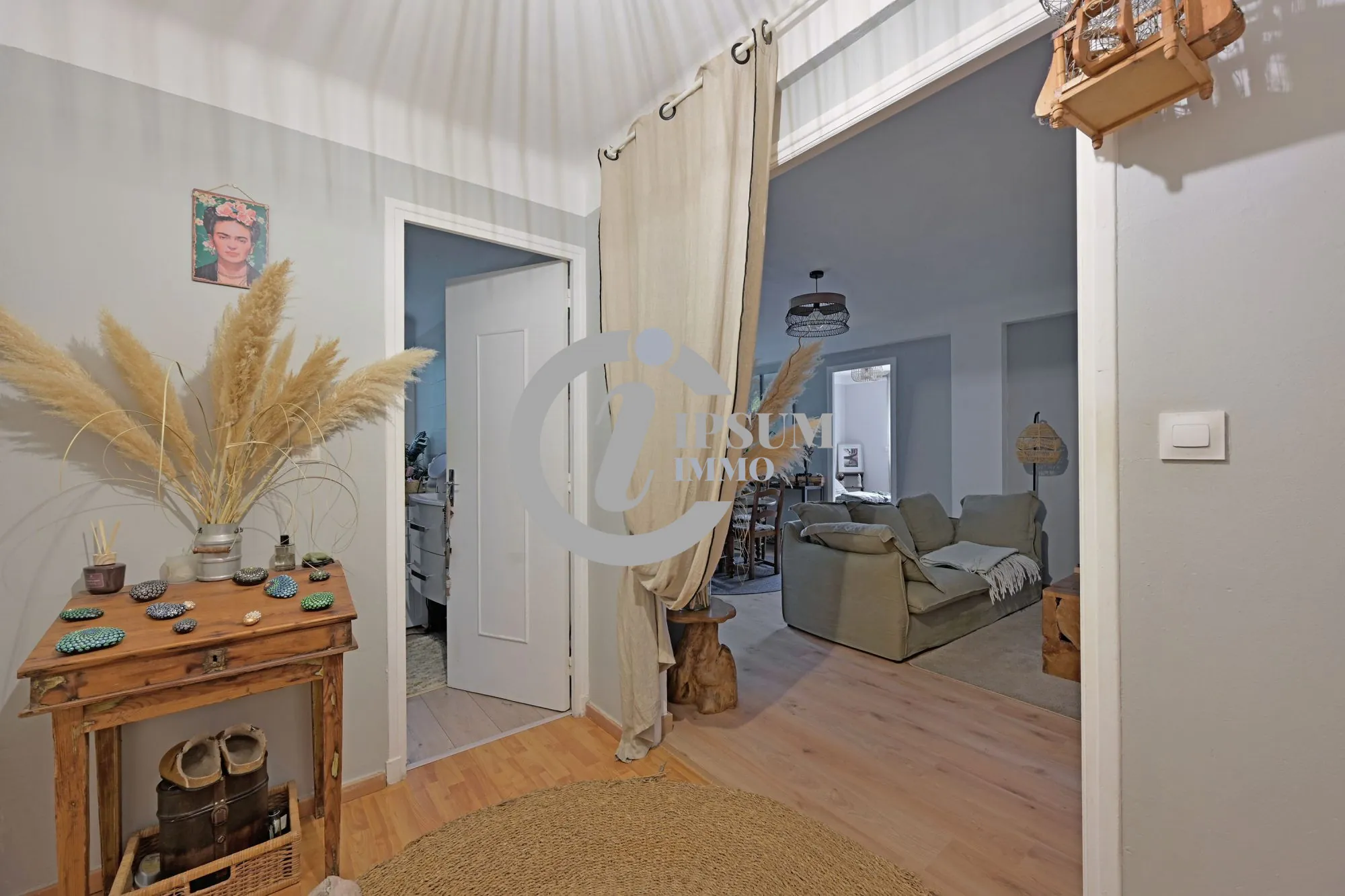 Appartement T3 lumineux de 59,39 m² à Sète avec séjour spacieux et proximité commodités 