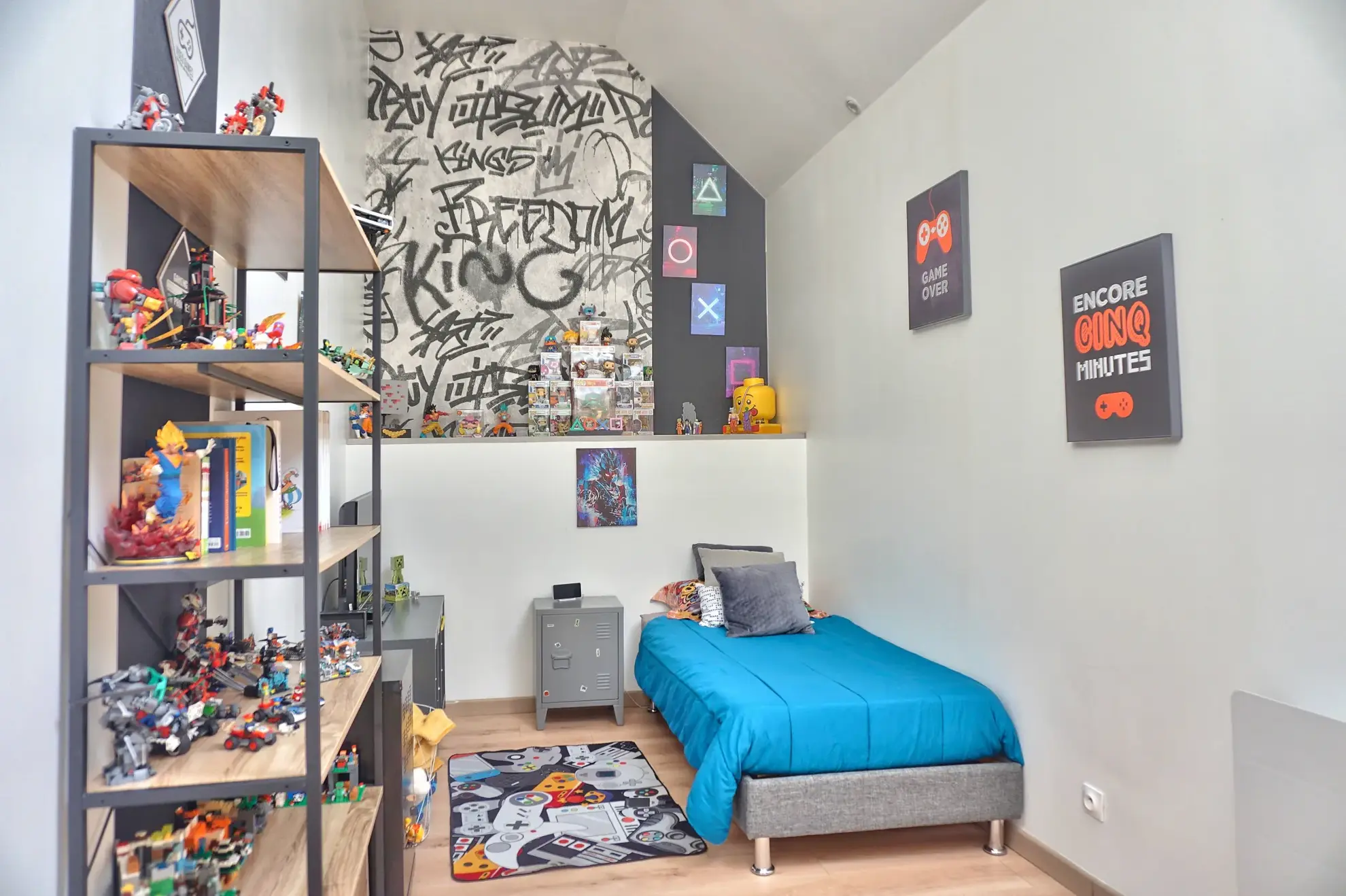 Maison en pierre rénovée avec dépendances à Yvias près de Paimpol 