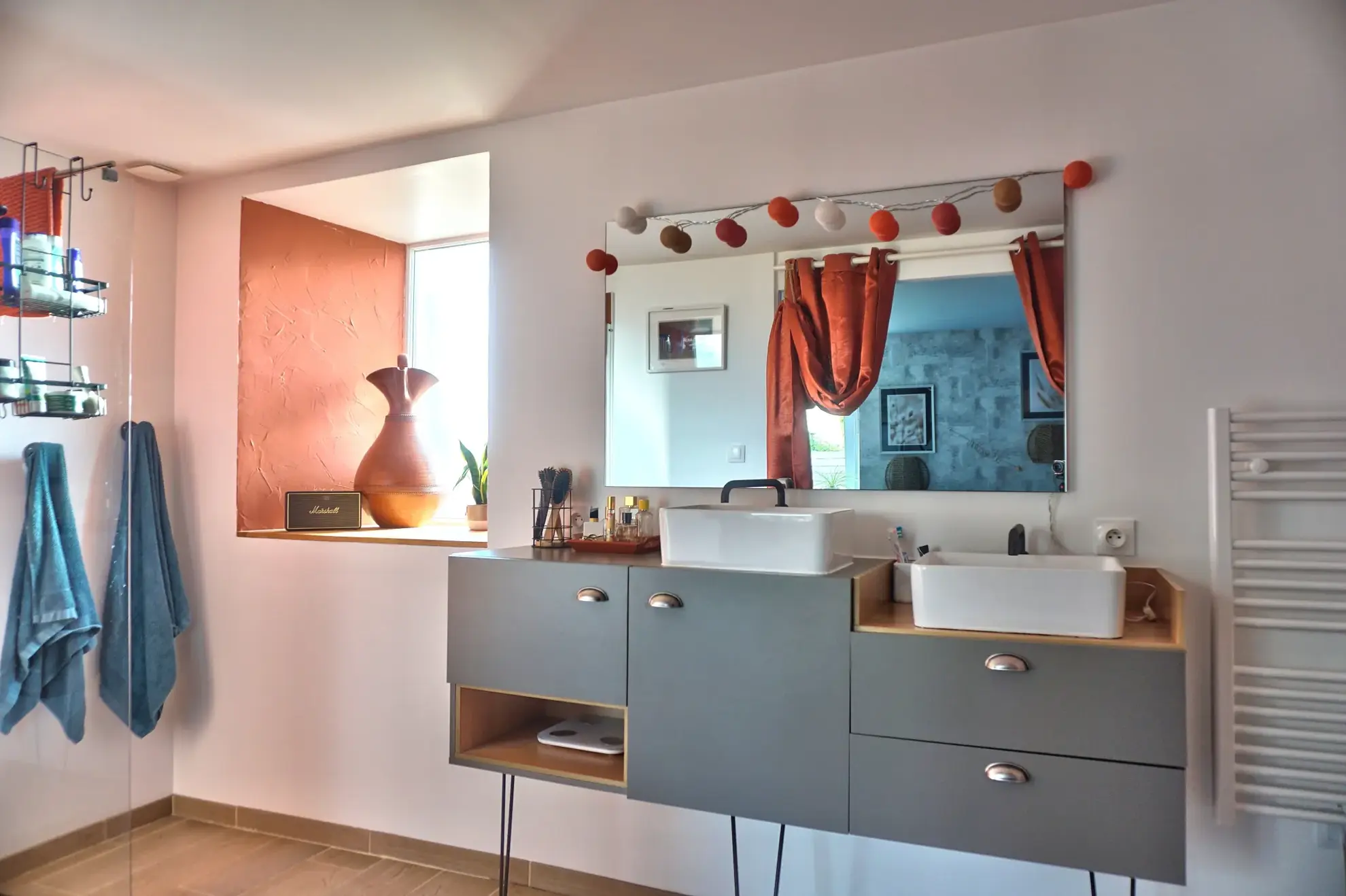 Maison en pierre rénovée avec dépendances à Yvias près de Paimpol 