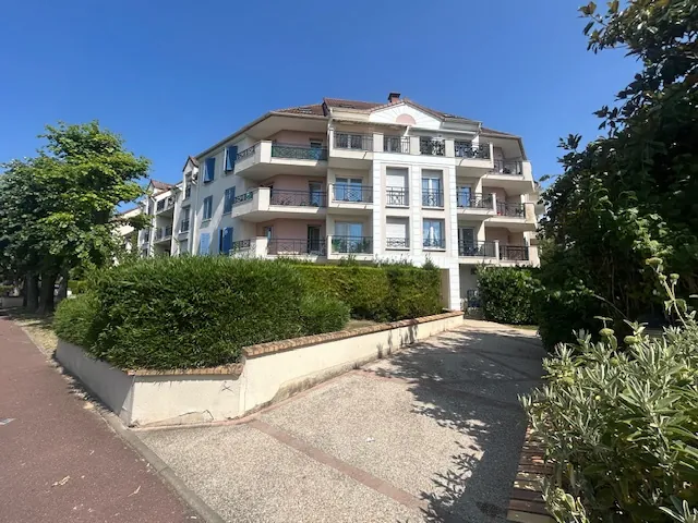 A vendre appartement F3 lumineux de 55 m² à Chilly Mazarin avec balcon et standing