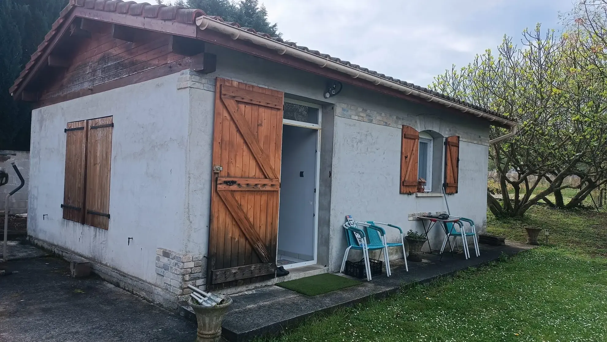 Charmante maison de 40 m² avec terrain constructible au Vernet d'Ariège