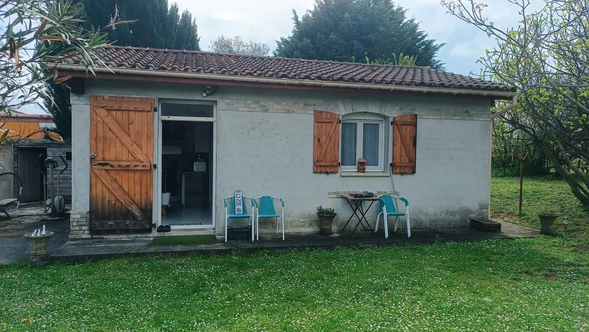Charmante maison de 40 m² avec terrain constructible au Vernet d'Ariège 