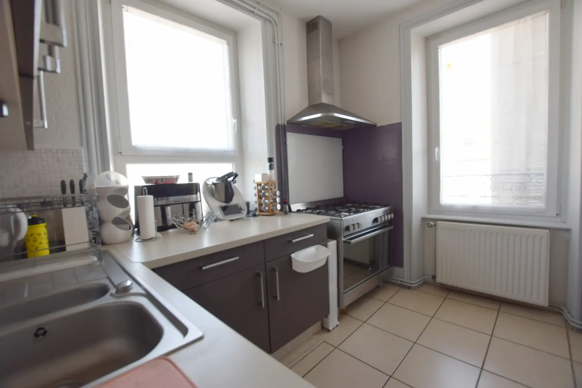 Bel appartement rénové avec balcon, cave et garage à Danjoutin - 66 m² 