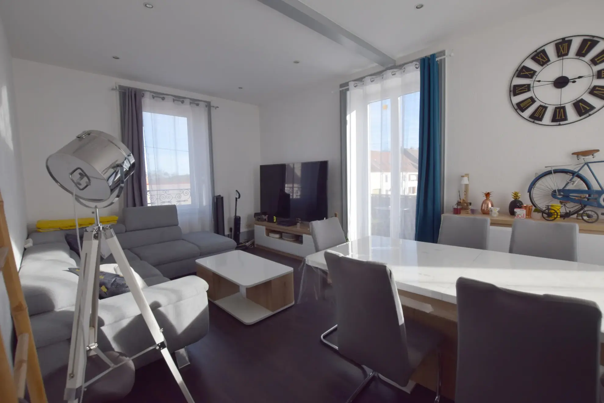 Bel appartement rénové avec balcon, cave et garage à Danjoutin - 66 m² 