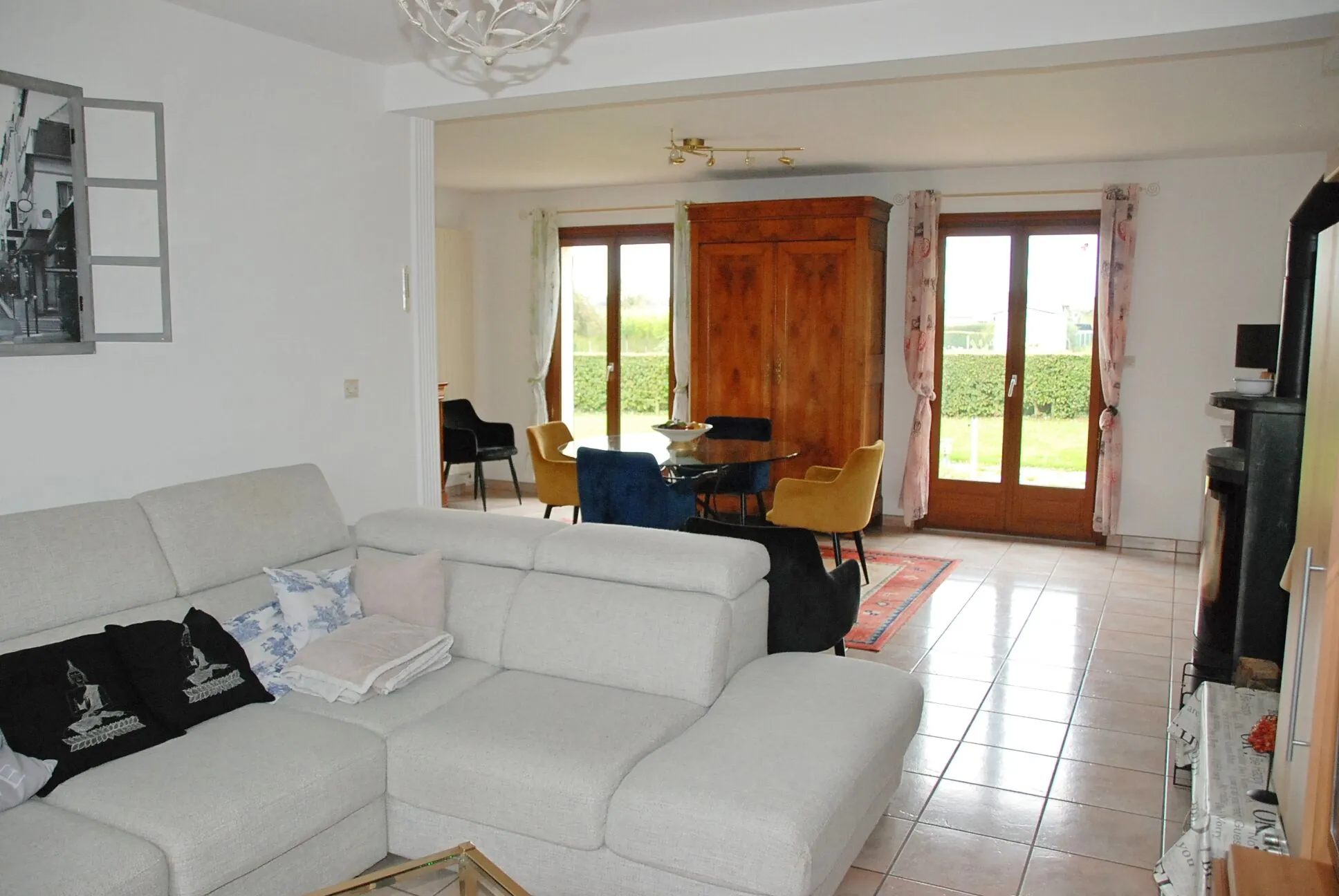 Pavillon individuel avec 5 chambres à vendre à Fécamp, proche de l'école et au calme 