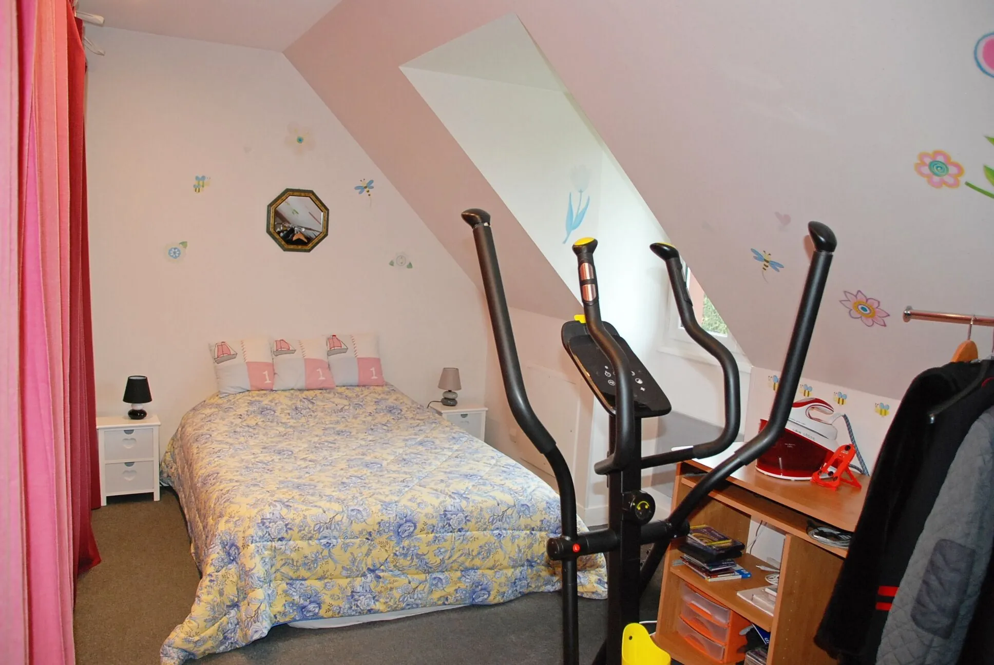 Pavillon individuel avec 5 chambres à vendre à Fécamp, proche de l'école et au calme 