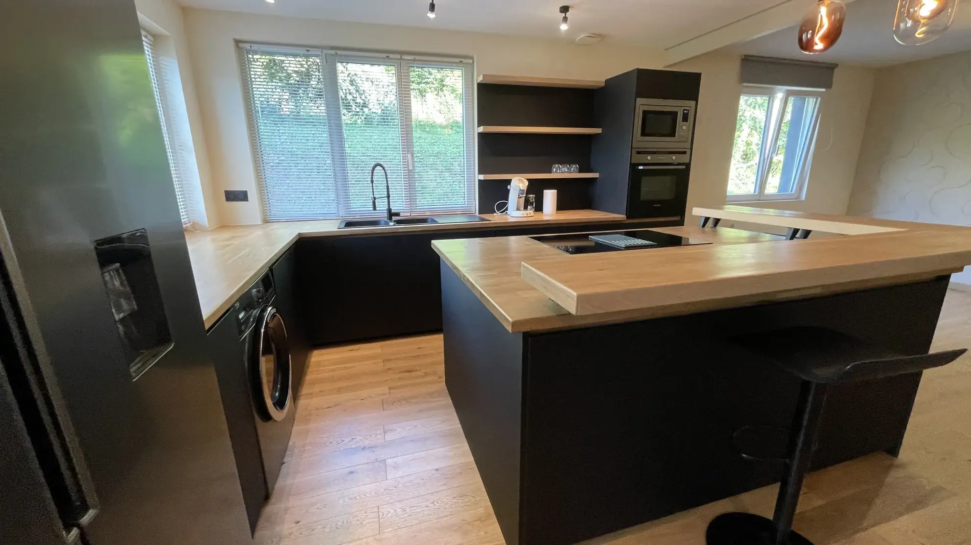 Maison indépendante avec 3 chambres proche Noyon, cadre calme et terrain clos 