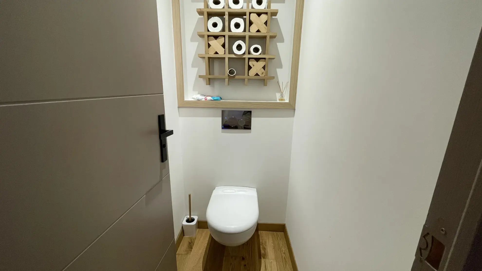 Maison indépendante avec 3 chambres proche Noyon, cadre calme et terrain clos 