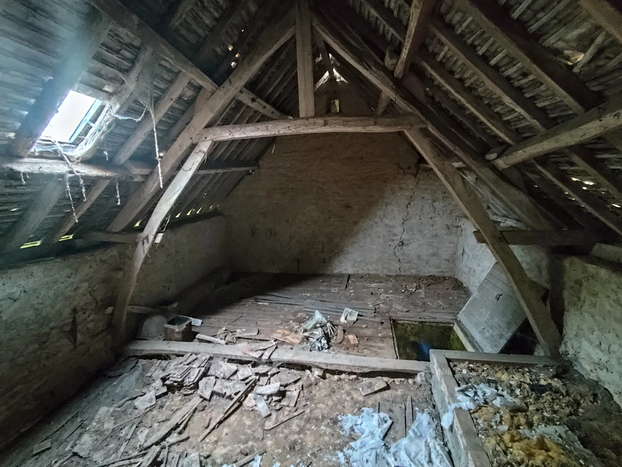 Longère en pierre à Dangeul — Proche projet de rénovation et terrain constructible 