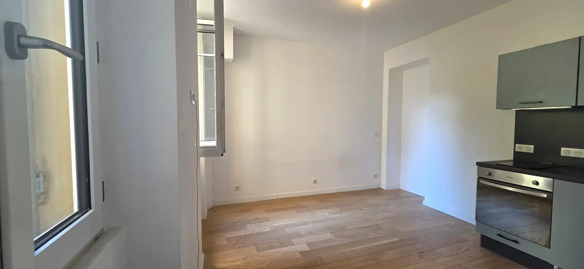 Appartement 2 pièces rénové de 25,64 m² à Cannes, idéal pour investissement ou premier achat