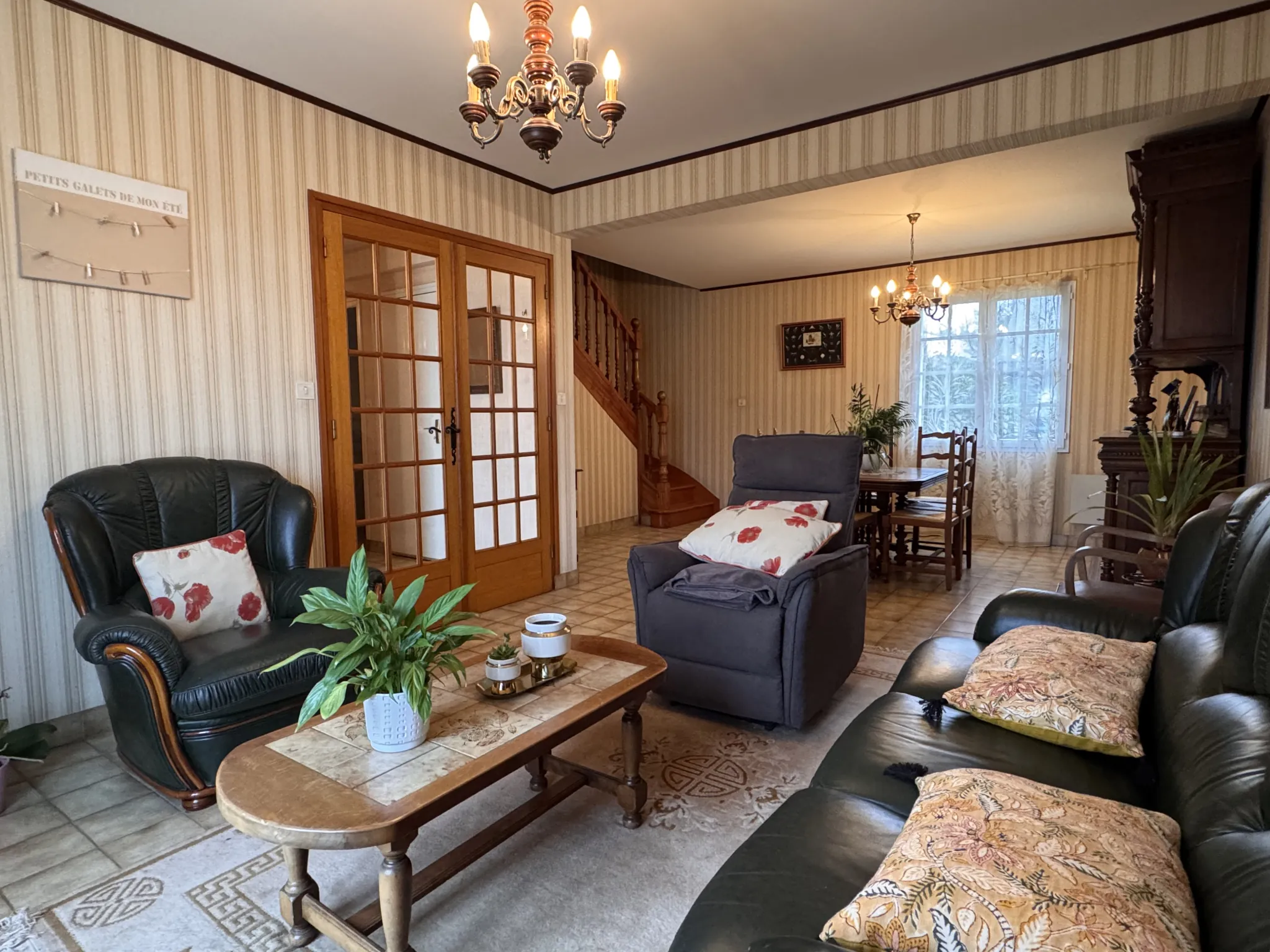 Charmante maison individuelle à rénover à Plabennec, année 1984 avec jardin et potentiel d'aménagement